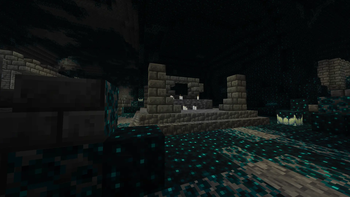Many more (portal) statues