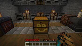 Painted Shulker Box altered by texture pack