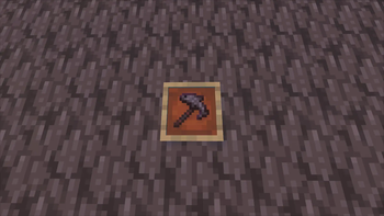 Pickaxe in Item Frame
