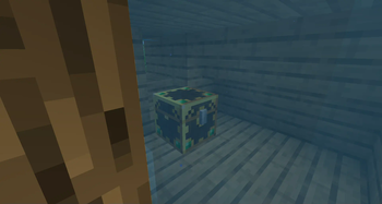 An underwater underwater Lootr chest!