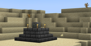 Everyore Pedestal (Desert)