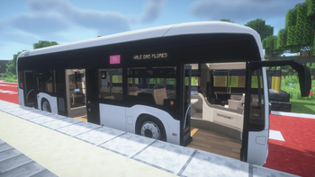 eCitaro standing at a stop