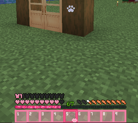 Hotbar and Paw crosshair