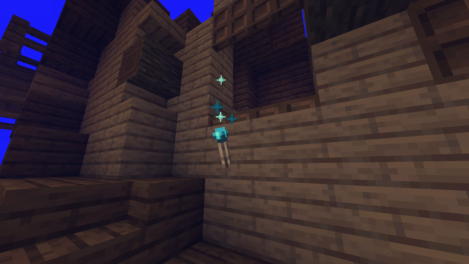 An aquatic torch in a shipwreck.