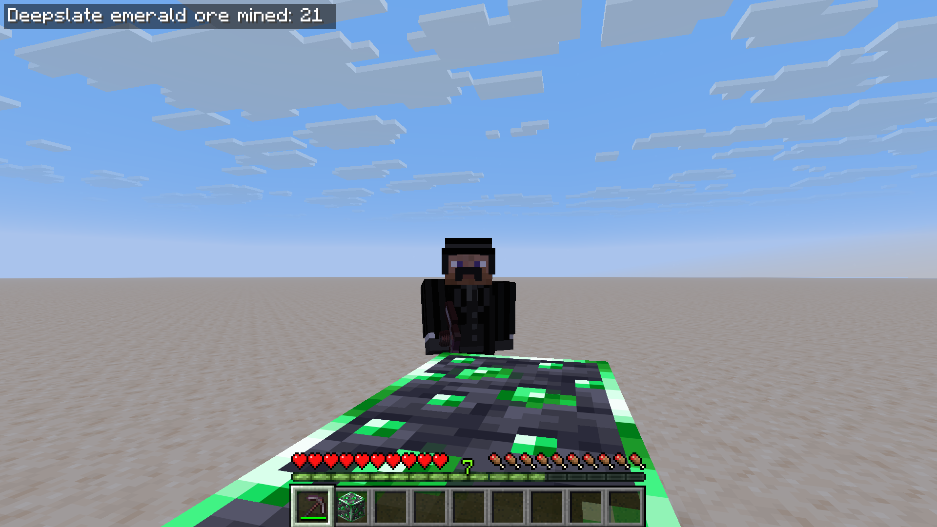 Counter being used while mining deepslate emerald ore