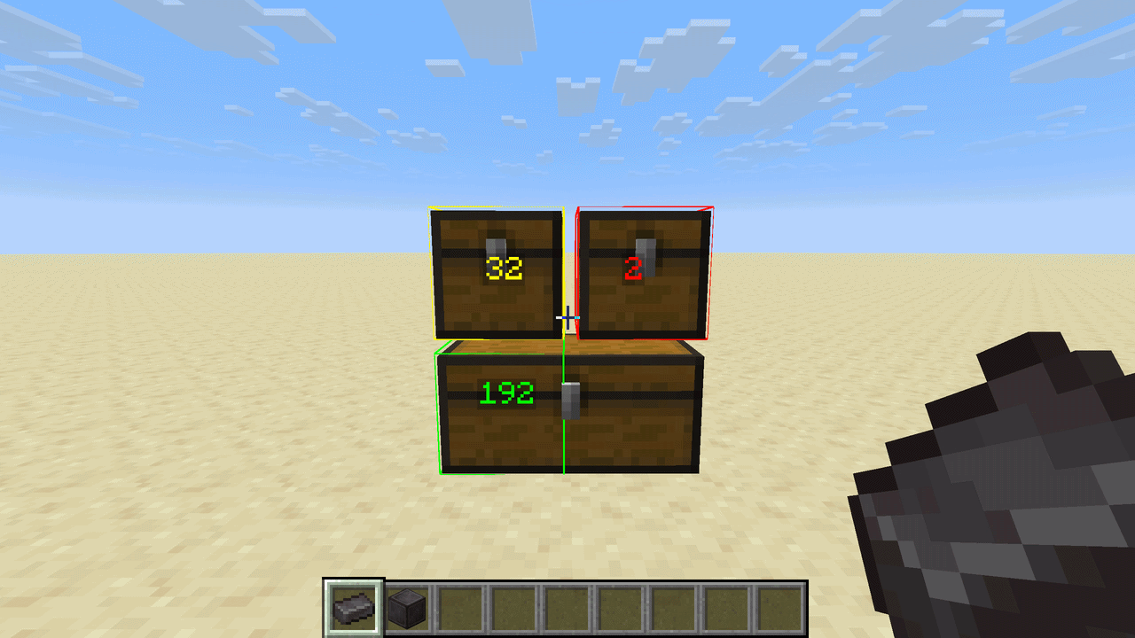 Holding Netherite Ingot, then switching to a Netherite Block while Chest Radar is showing outlines and text