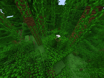 Mobs on tree leaves