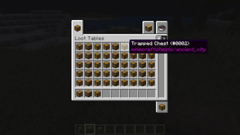 Vanilla Chest Display