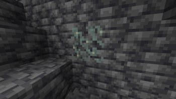 Diamond ore now looks like lichen!