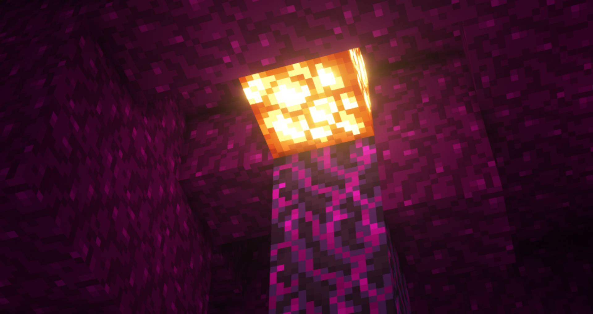 Tree with shroomlight