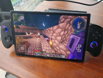Minecraft Together touchscreen & controller